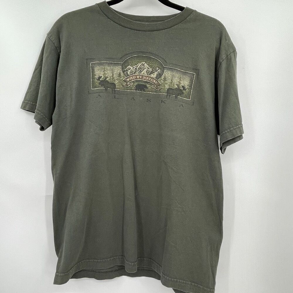 Prairie Mountain Dark Green Alaska Wild By Nature Short Sleeve T-Shirt Medium
